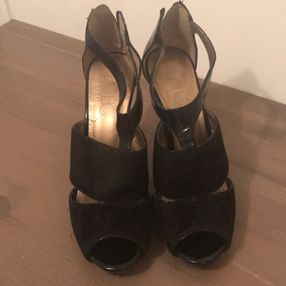 Black BCBG heels